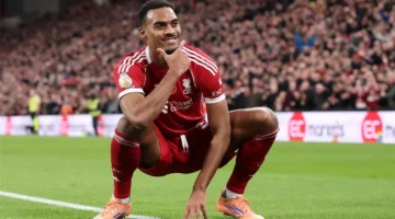 جرافنبيرخ يشيد بزميله في ليفربول: اللعب معه يبسط المهام كثيرًا